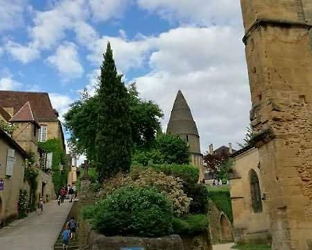 Les Farios Apartamento Sarlat-la-Canéda Exterior foto